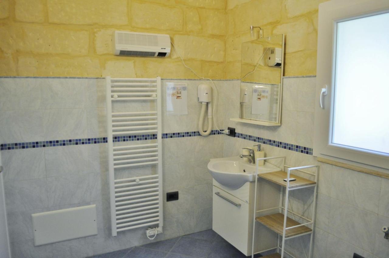 B&B Lecce Holidays エクステリア 写真