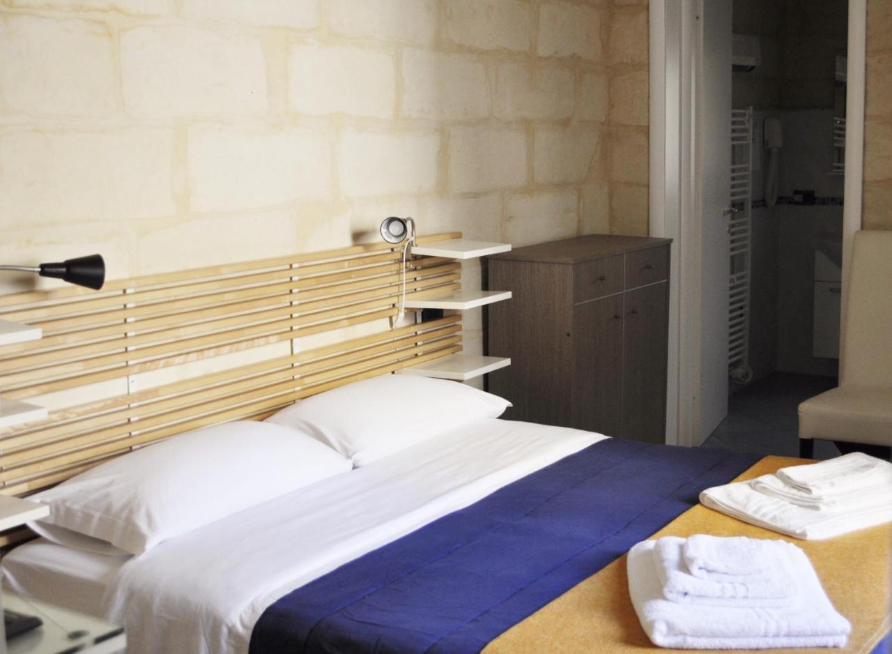 B&B Lecce Holidays エクステリア 写真