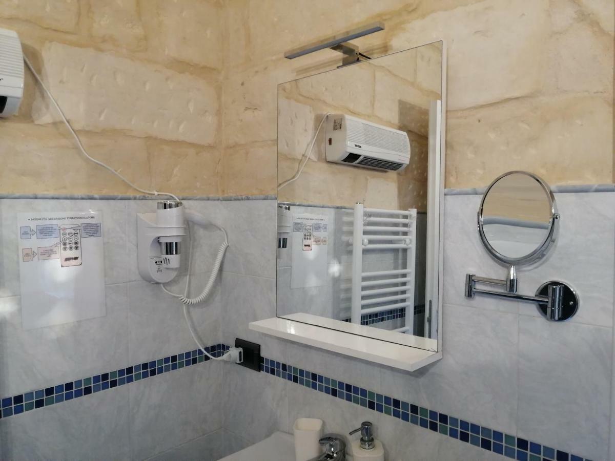 B&B Lecce Holidays エクステリア 写真